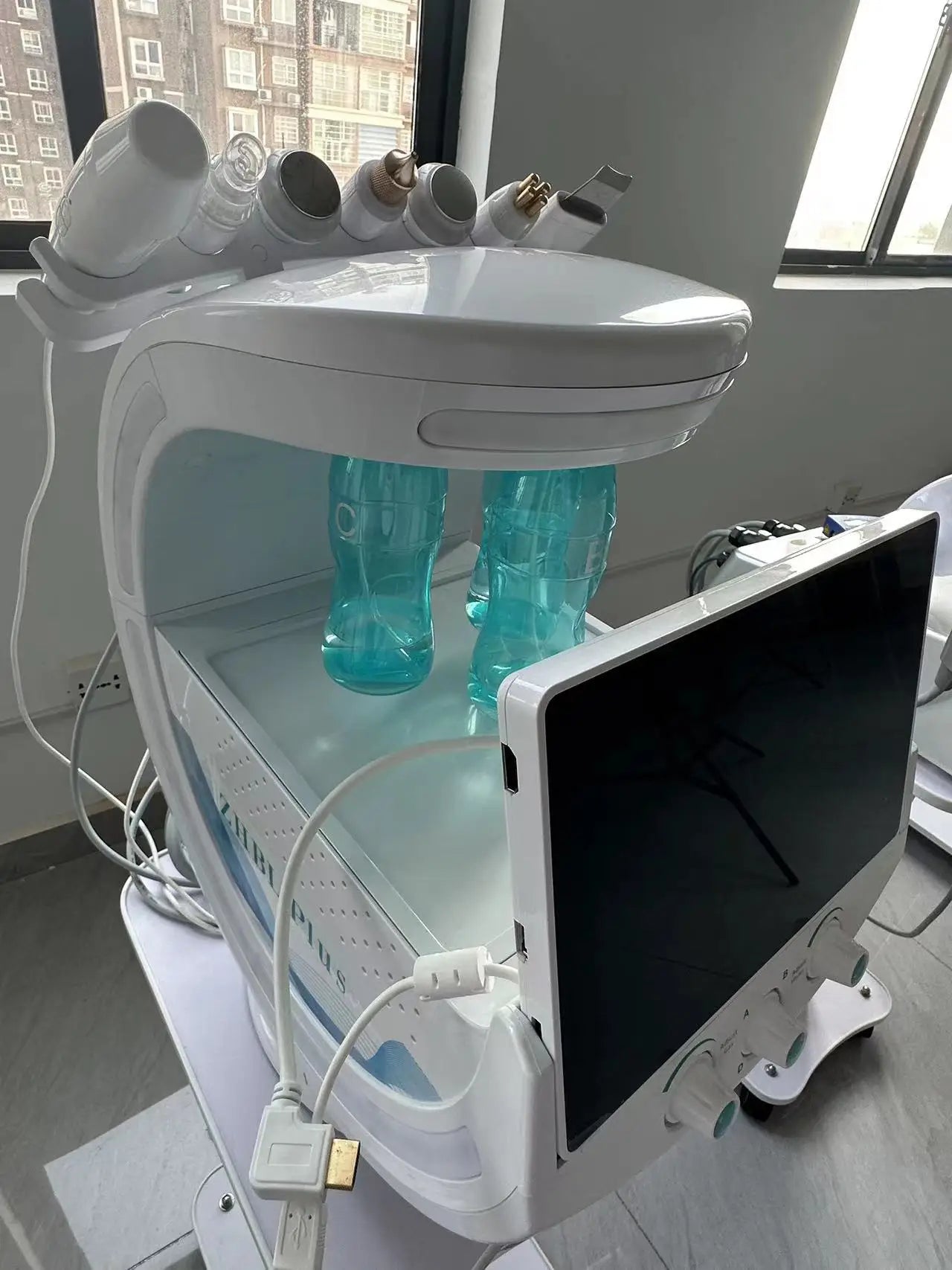 Machine multifonctions "Diamond Facial"