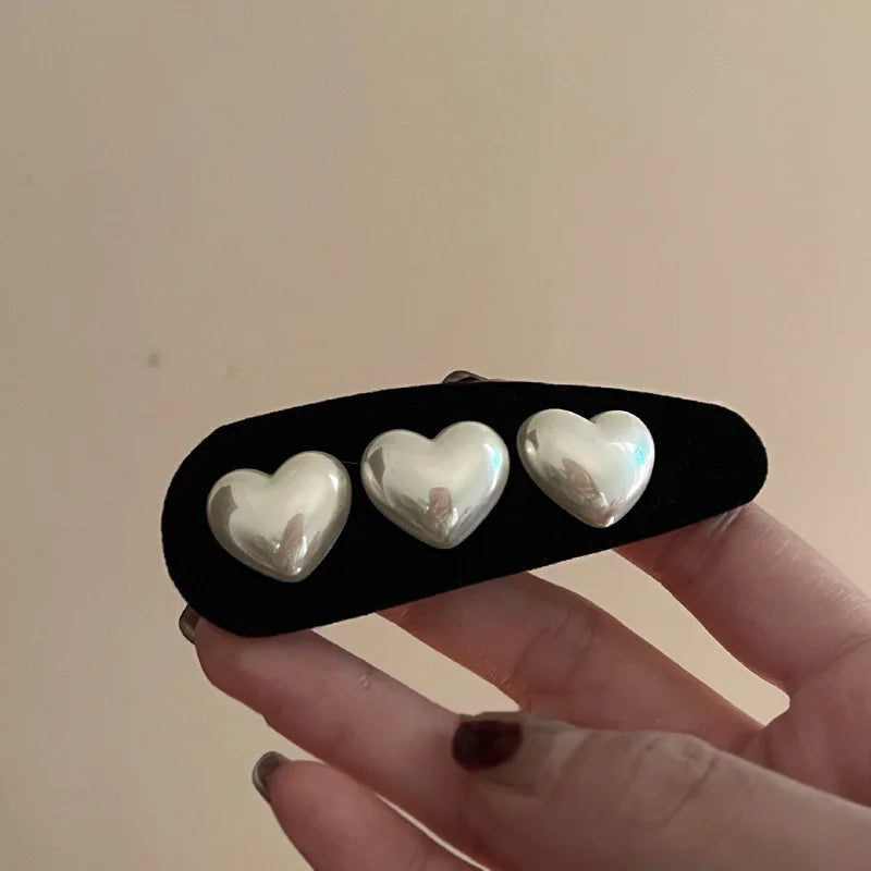 Barrette cute avec des coeurs