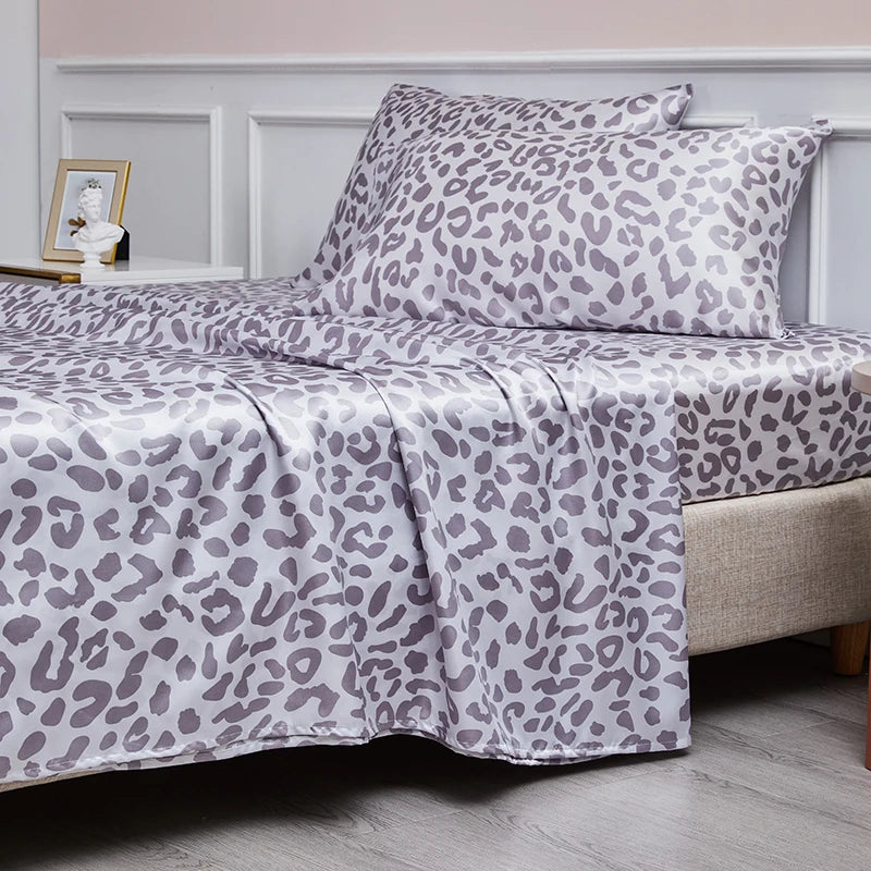 Couvre lit motifs léopard satiné 4 pièces