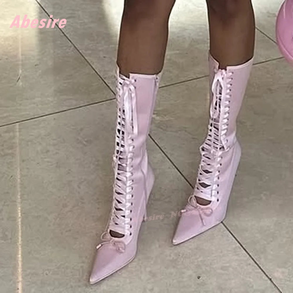 Bottes Pointées Satinée à Talos avec lacets