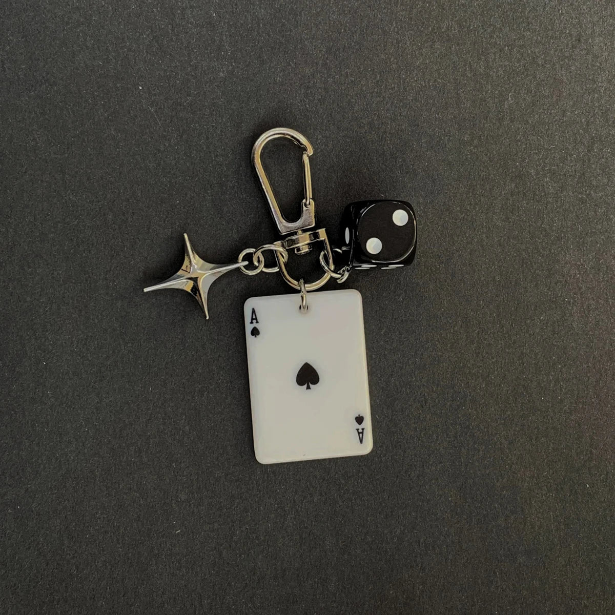 Porte clé avec carte de jeu