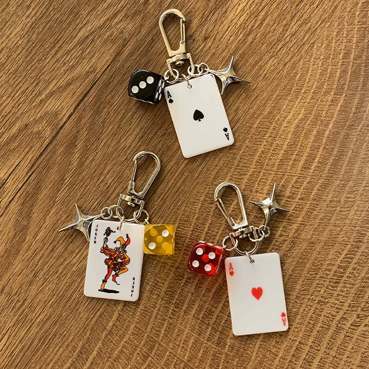 Porte clé avec carte de jeu