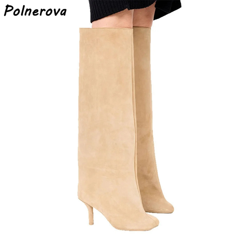 Bottes à taille hautes en daim
