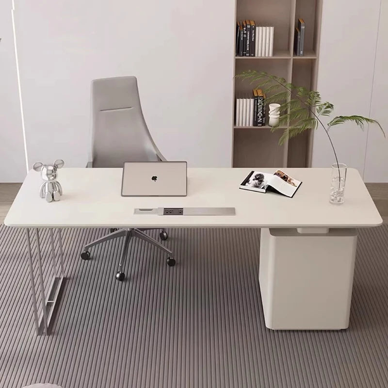 Bureau Minimaliste Moderne