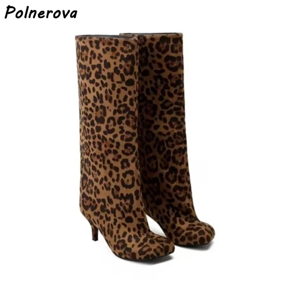 Bottes à taille hautes en daim