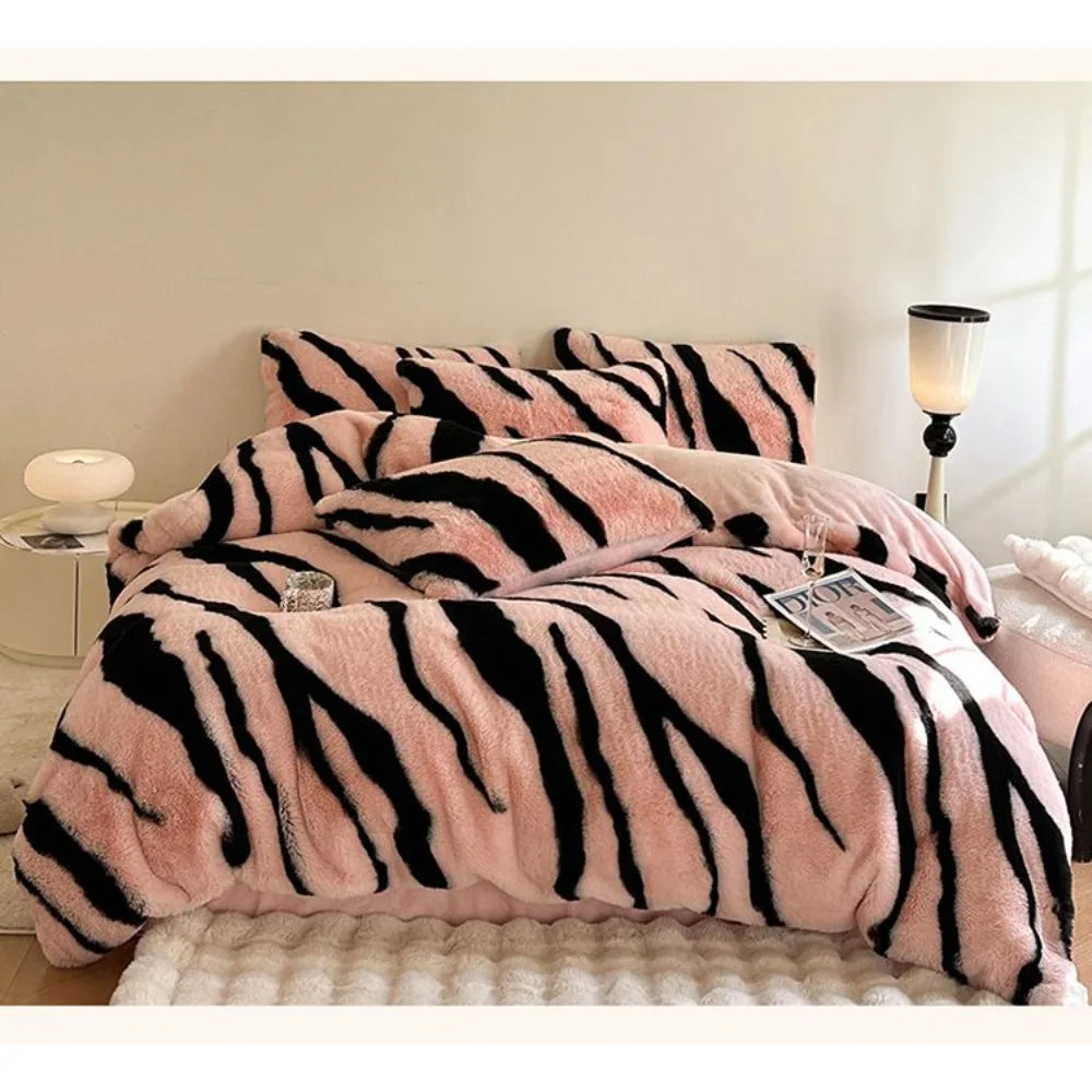 Set doux pour le lit 4 pièces avec des motifs tigrés
