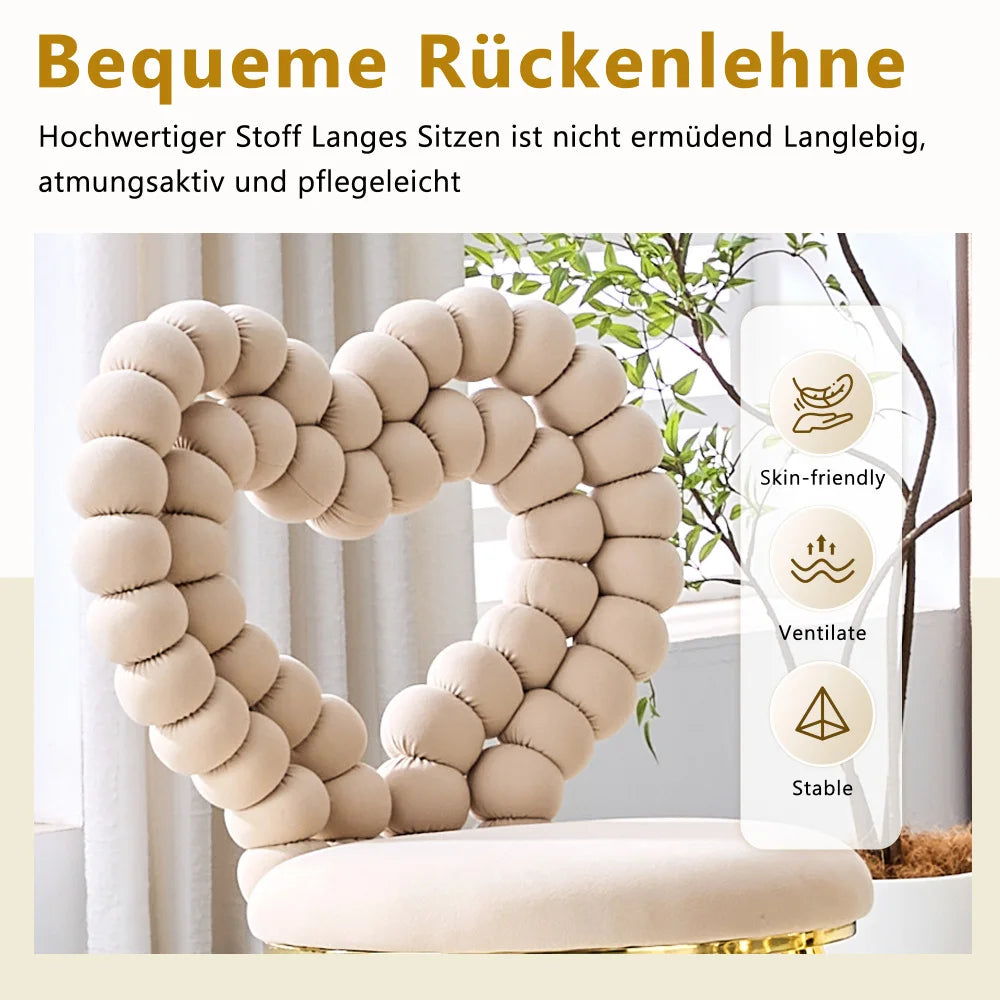 2 chaises avec dossier en coeur beige