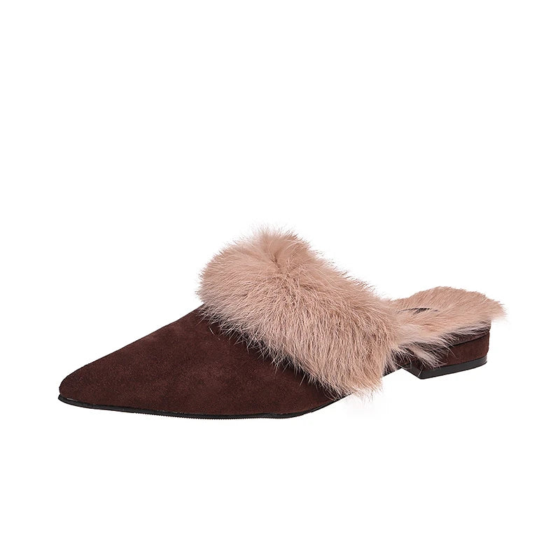Chaussons pointus avec fluffy end