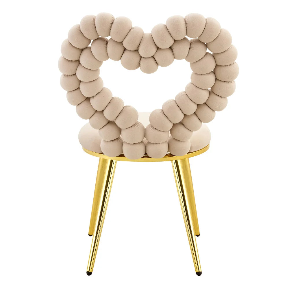 2 chaises avec dossier en coeur beige