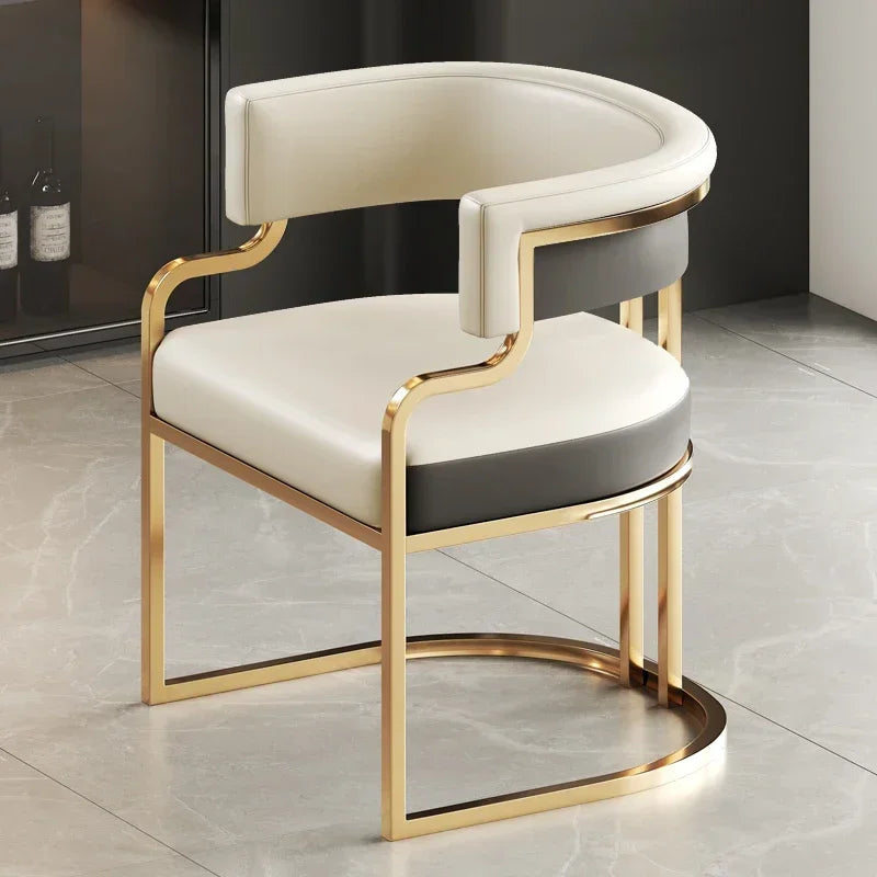Chaises modernes pieds dorés