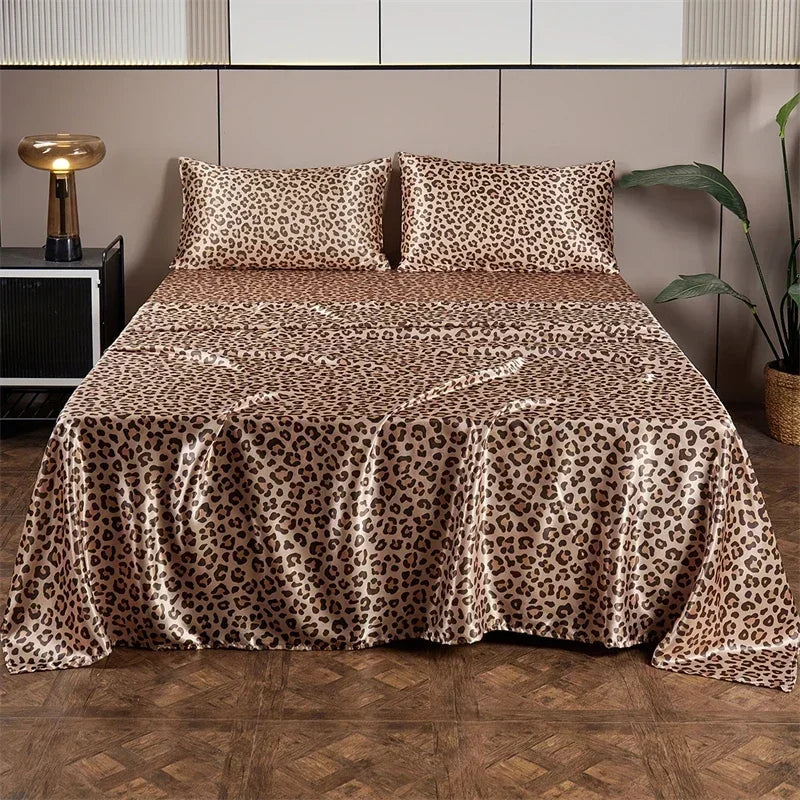 Couvre lit motifs léopard satiné 4 pièces