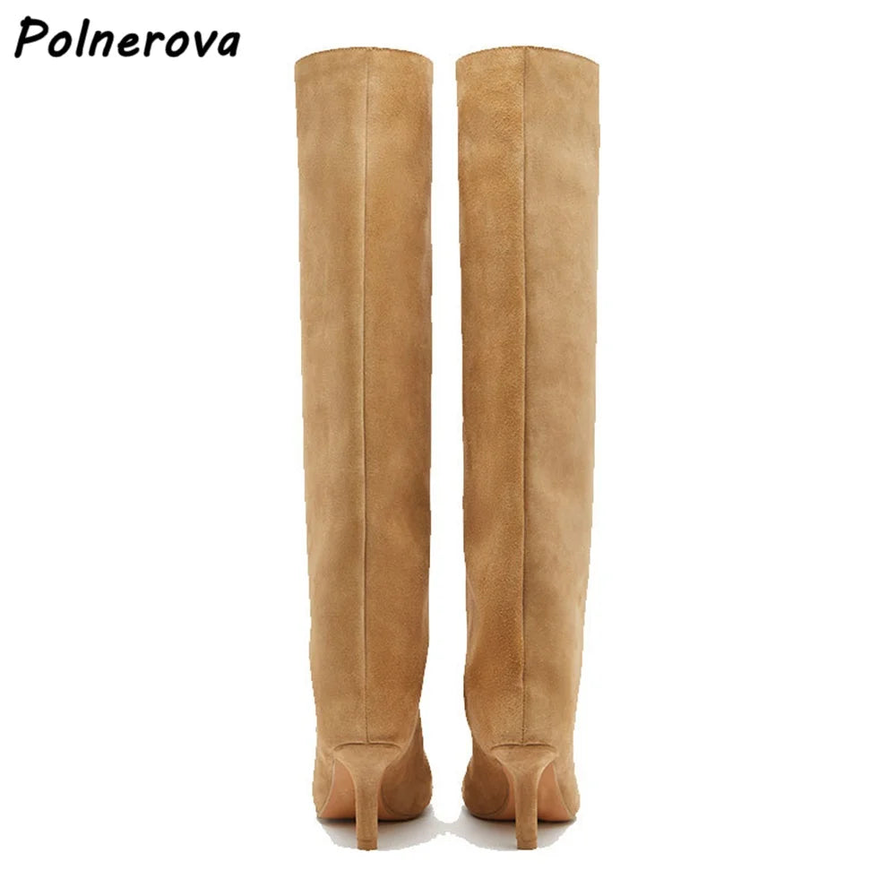 Bottes à taille hautes en daim