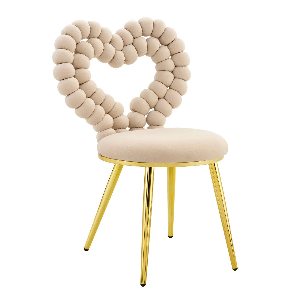 2 chaises avec dossier en coeur beige