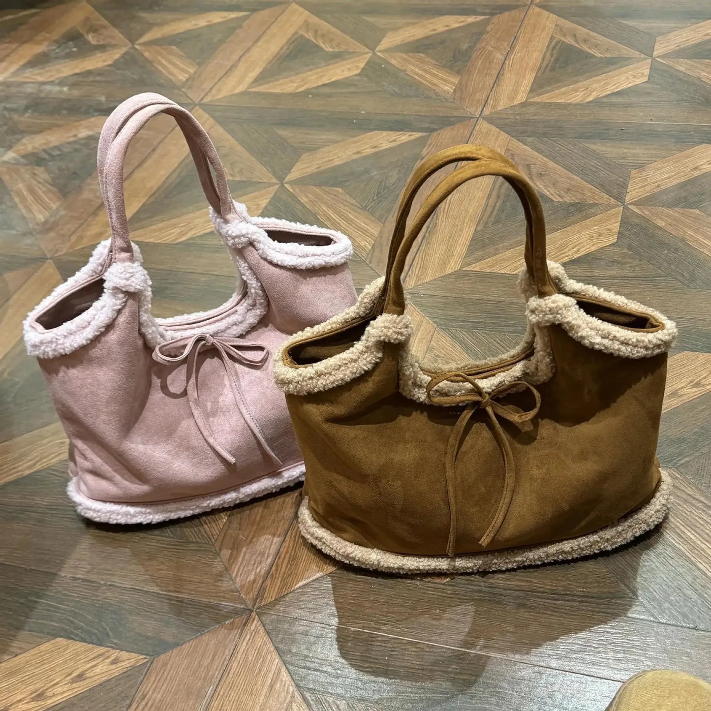 Sac à main cute avec fourrure