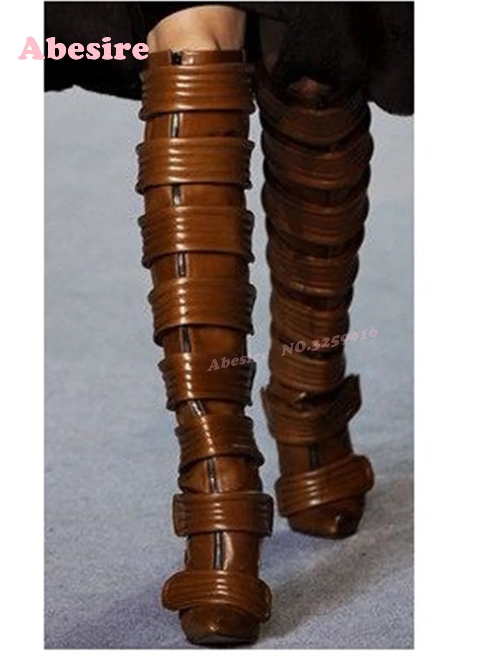 Bottes Pointés à Talon style "Romain"